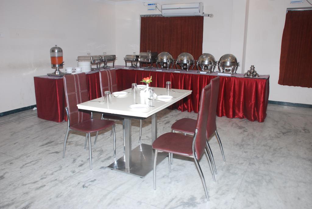 Hotel Vpn Residency Velankanni Exteriér fotografie