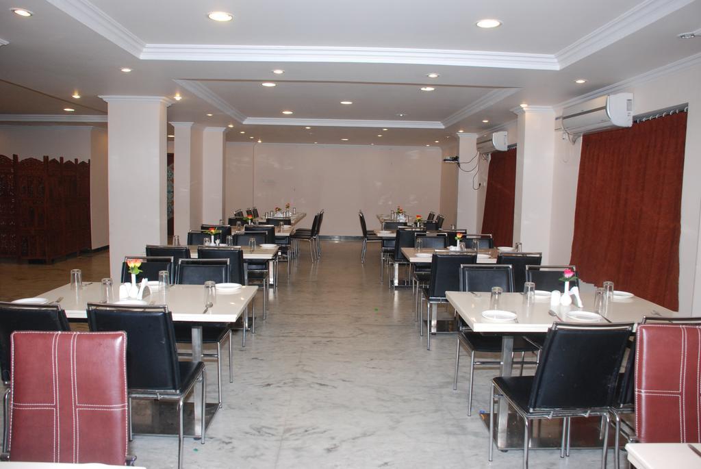 Hotel Vpn Residency Velankanni Exteriér fotografie
